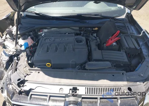 2015 Volkswagen Passat 2.0L Tdi Se from USA, damaged, VIN 1VWBV7A38FC044618